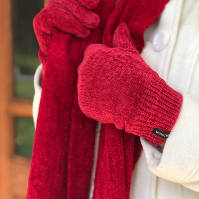Women's Chenille Gloves with Ultraplush Lining in Really Red on Model