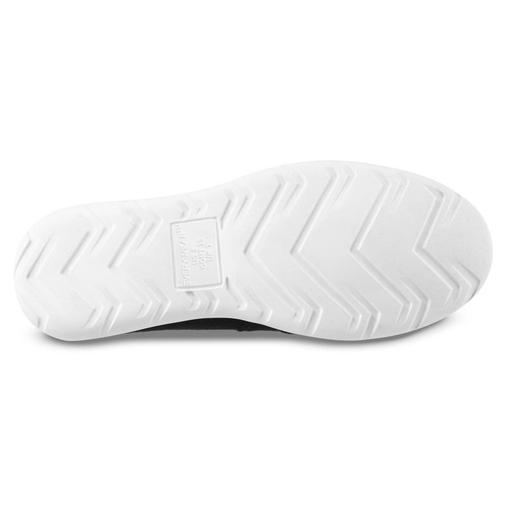 Zenz Men's Activate Slip-On in Black Bottom Sole Tread
