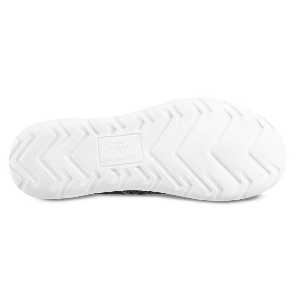 Zenz Women's Harmony Slip-On in Black Multi  Bottom Sole Tread