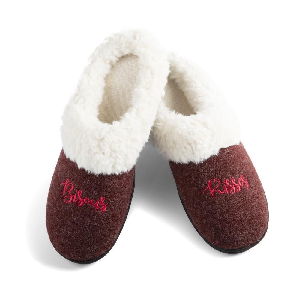Women's Sweater Knit Novelty Clog Slippers Henna (Maroon) Bisous/Kisses Pair