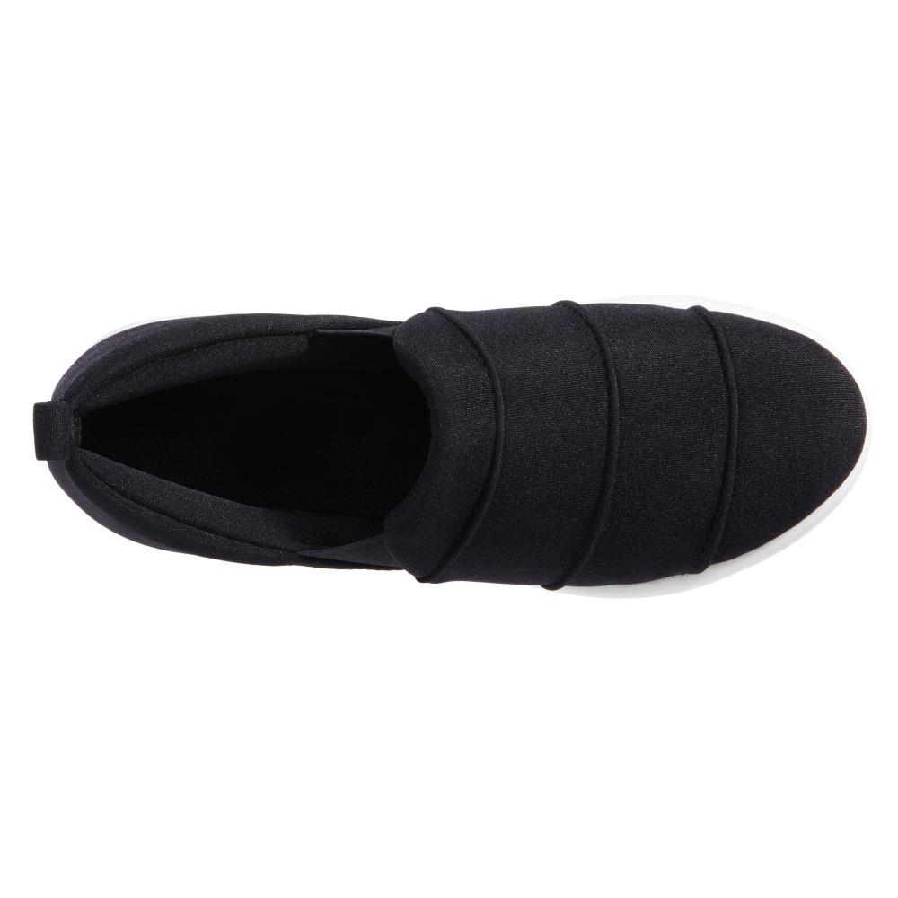 Zenz Women's Serenity Slip-On in Black Top View