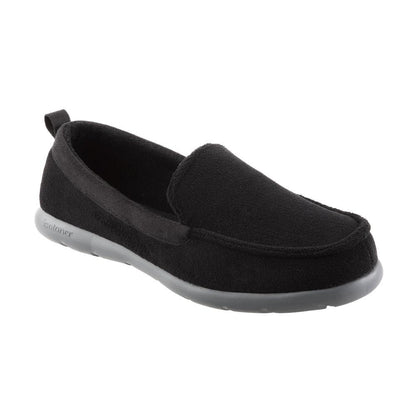 Isotoner with Everywear™ Men’s Microterry Moccasin in Black Right Angled View
